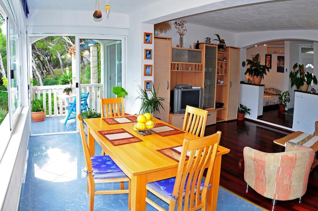 Apartments Gilve Хвар Номер фото